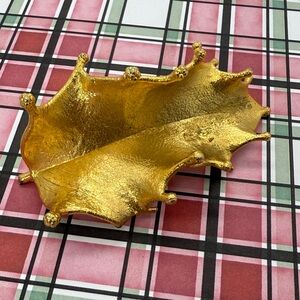 Vintage Gold-Tone Holly Leaf Holiday Brooch Pin Textured Mid Century Style Gift